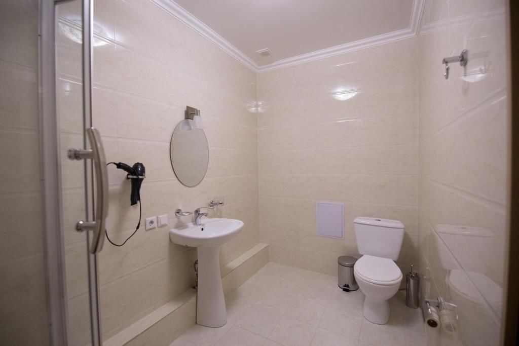 Отель Renion Zyliha Hotel Алматы