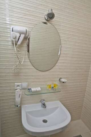 Отель Renion Zyliha Hotel Алматы Двухместный полулюкс с 1 кроватью-5